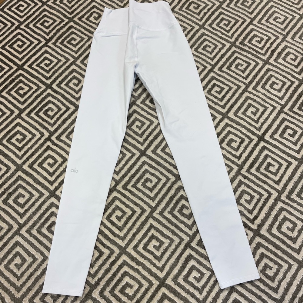 Alo Airbrush Full Length White Legging
